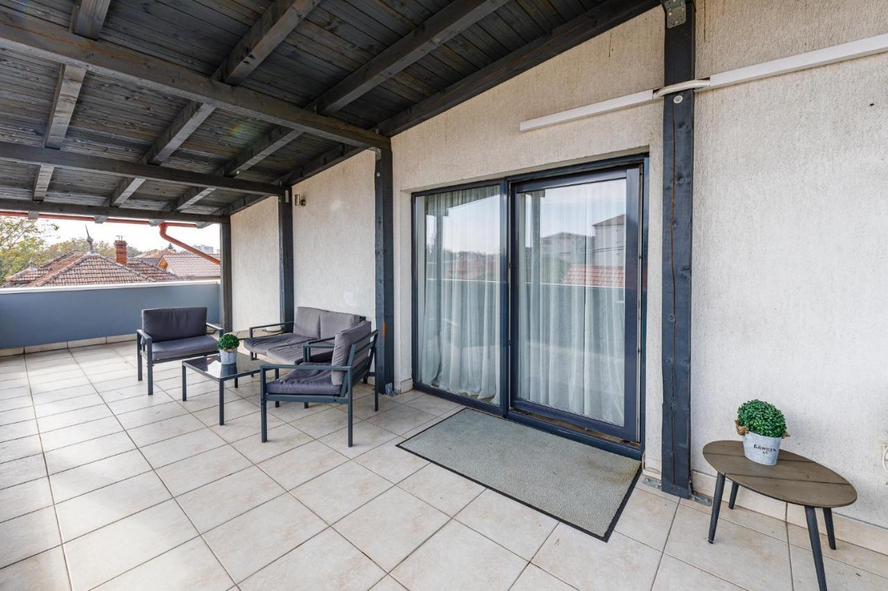Apartament De Lux Cu Terasa Apartamento Timişoara Exterior foto